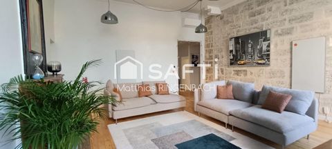 Magnifique appartement, trois chambres, centre.