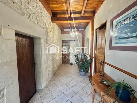MAISON EN PIERRE 3 CHAMBRES ET PIÈCE POUR ACTIVITÉ PROFESSIONNELLE A 15 MINUTES DE NIORT !