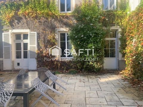 CHARMANTE MAISON 270 M2 AVEC JARDIN 1000 M2 PISCINE LES PONTS DE CE