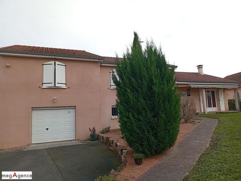 Maison 5 Chambres véranda garage piscine..