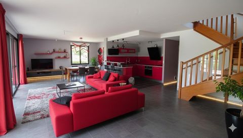 Coup de Cœur Bègles . T5, Jardin, Balnéo, Piscine.