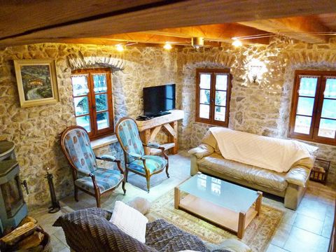 This chalet dated back to 1789 is a real ‘jewel’ and combines harmonically its historic exterior with modern comfort. There is an open fire place and internet access. The chalet was mainly built in stone and was converted during the last three years ...