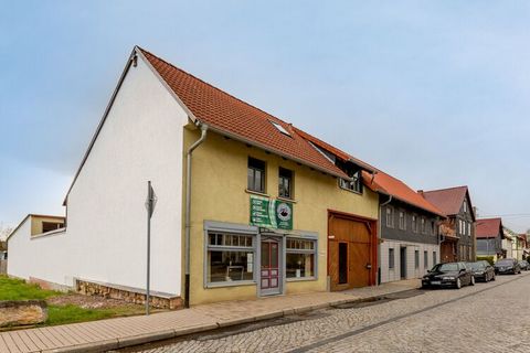 Eisenach ist eine der beeindruckendsten Städte Deutschlands und ist eine Entdeckungsreise wert. Hier erwartet Sie das schmalste Wohnhaus, geschichtsträchtige Kirchen und historische Bauten. Eisenach liegt in der Urlaubsregion Thüringen, das grüne Her...