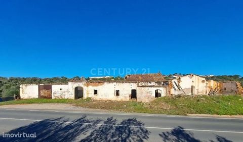 Urban land with 2.260m2, next to the EN 124, between Silves and S.B. Messines, on the site of Cumeada. According to the new PDM of the Municipality of Silves, this land is fully within the urban network, with the classification of 