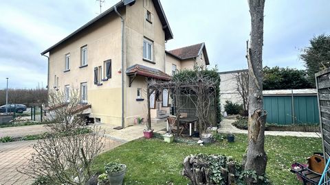 Your agency DS IMMO 57 has selected for you this house of +/- 98m2 with basement and garden in Angevillers, close to shops, schools, and all amenities. Ideally located in a town very popular with cross-border workers because of its proximity to the L...