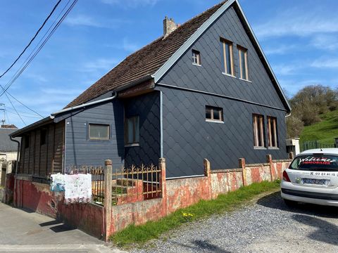 WATREMEZ IMMOBILIER offers this very bright detached house of 95 m2 in the town of GUISE offering on the ground floor: entrance to bright living room of 27 m2 with open kitchen fitted and equipped, a bedroom, a bathroom, a cellar / dressing room and ...