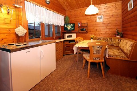 Comfortably furnished log cabin with covered terrace in a quiet location in the Alt Zauche district. Surrounded by the beautiful wooded landscape of the Spreewald, you can enjoy wonderful and relaxing holidays here. You can also enjoy a barbecue on t...