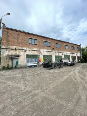 Located in Алексин.