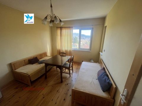 SKY LARK Agency offers for sale the second floor of a three-storey house with a separate entrance. The floor has a net area of 116 sq.m., and a separate terrace with an area of 20 sq.m., the property in good condition, with changed windows. The floor...