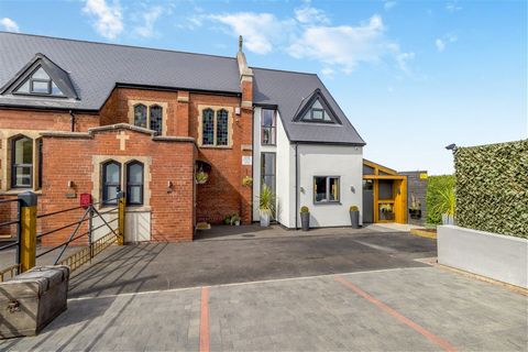 This stylish, unconventional family home and former church is located just outside the centre of Staveley, boasting stunning countryside views, and bordering the historic market town of Chesterfield. Rebuilt from within the results are beautiful. Ful...