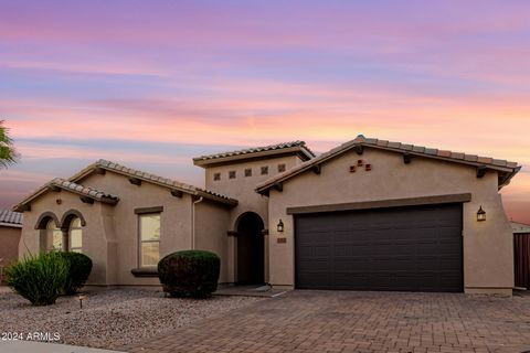 PRICE REDUCED UNTIL FRIDAY May 3rd!! Upgrades galore! Enter This beautiful 4 bed, 3 bath home thru the custom Iron double gate and welcoming courtyard! This well-designed open floorplan features double RV gate, split floorplan, stylish lighting fixtu...
