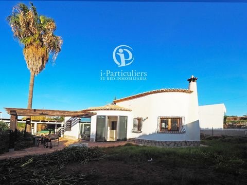 Detached Villa for sale in Els Poblets, with 110 m2, 2 rooms and 1 bathrooms, Garage, Storage room and Air conditioning. Features: - Garage - Air Conditioning