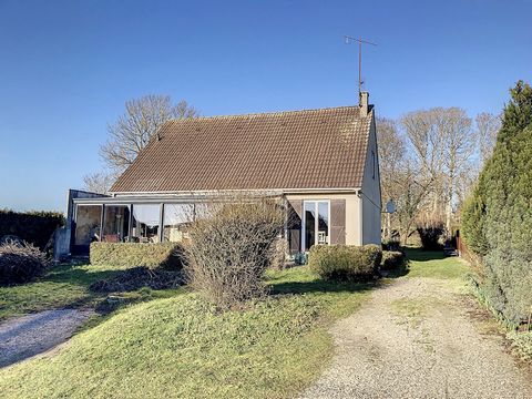 New on one level 6 minutes from Saint-Valéry, 10 minutes from Crotoy and 5 minutes from the A16 Come and discover this pavilion of the 1980s on a pretty plot of 944m2 Ground floor: Entrance, very bright living room, kitchen, bathroom, toilet, 3 bedro...