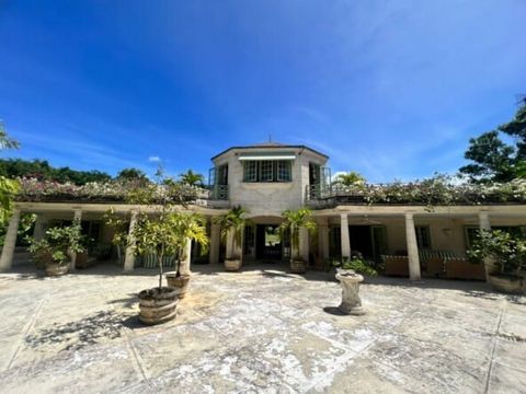 Nestled beside the fourth fairway of the renowned Sandy Lane Golf Course, Chasse Spleen stands as an exquisite residence that harmoniously blends opulence and sophistication, delivering a luxurious living experience in one of Barbados’ most coveted l...