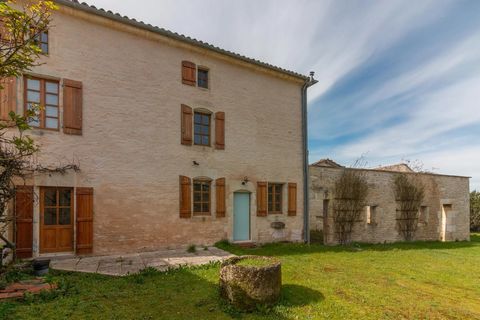 EXCLUSIVE TO BEAUX VILLAGES! Set in the heart of a small village this attractive stone house has been carefully renovated to provide a very comfortable home. The local town is just a short drive and provides most facilities. The larger towns of Cogna...