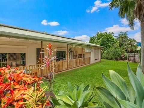 Welcome to this spacious residence, situated on an 806m2 corner block. The outside living offers a large undercover entertainment area, large garden and pool. Would suit homeowner or it presents as a perfect investor's purchase, achieving $550 per we...