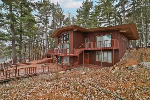 Don't miss this stunning fully remodeled two-bedroom, two-bath, walk-out Lake home, located on a quiet cove on pristine Eleventh Crow Wing Lake. This double lot, year-round home will not disappoint, boasting spectacular views of the lake from both le...