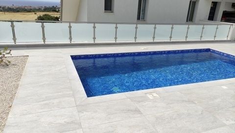 Located in Paphos. LUXURY THREE BEDROOM VILLA WITH UNOBSTRUCTED SEA VIEWS!!! This luxurious villa is located in Chloraka, Paphos En-suite bedroom.and a covered parking. The internal area of this property is 144 square meters. There are covered verand...