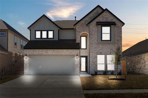 LONG LAKE NEW CONSTRUCTION - Welcome home to 2166 Reed Cave Lane located in the community of Forest Village and zoned to Conroe ISD. This floor plan features 4 bedrooms, 3 full baths, 1 half bath and an attached 2-car garage. You don't want to miss a...