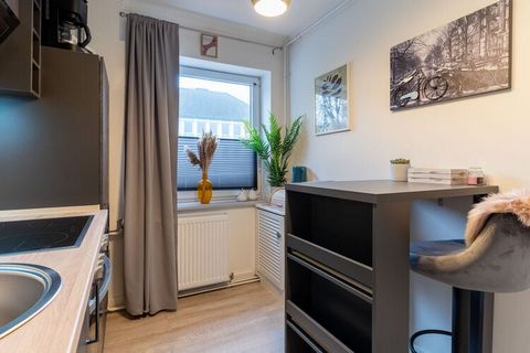 Stylish 1-room apartment in Tönning. This small but high-quality holiday apartment offers you everything you need for a perfect holiday. Equipped with a modern kitchenette and a cozy living/sleeping area, it offers space for up to two people. Here yo...