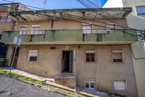 Building in AUGI zone. Consists of 5 two-bedroom apartments. 3 units are currently rented out. Building has 3 floors, basement, first floor and second floor. Property needs work on the façades and roof. Can be sold with current tenants or without ten...