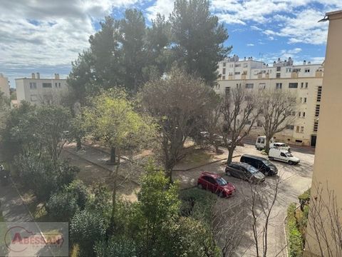 HERAULT (34). For sale in Montpellier, T3 type apartment including: An entrance, a bright living room with balcony, a separate and fully equipped kitchen with loggia, two very spacious bedrooms, a bathroom and a separate toilet. A cellar completes th...