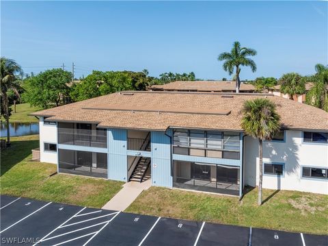 Well maintained, immaculate and super cute! This 2 bedroom 2 bath condo in Timberlake in Royal Woods is a perfect starter home or vacation home for living your best Florida life! Impact glass provides quiet comfort and protection and this unit has fu...