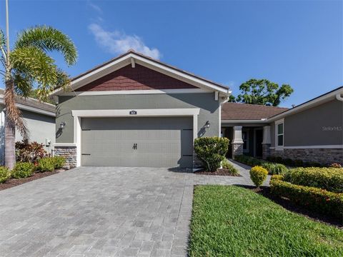 Welcome to Paradise - this stunning 2-bedroom, 2 bathrooms with den fully upgraded villa, built in 2018, is located in the Sunrise Preserve community, just 15 minutes from world-famous Siesta Key Beach. Prepare to be impressed by the extensive upgrad...