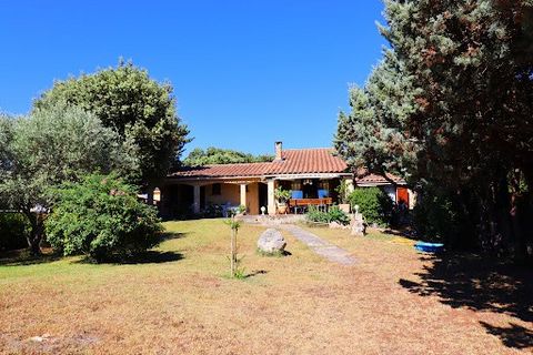 Christophe NICOLAS (EI). 84250 Le Thor. Villa of 135 M2 with garden and swimming pool. Life annuity held on one head, 79-year-old woman. Price of the bouquet: 60,000 euros. Fees paid by the seller. Life annuity of 885 euros per month. Market value of...