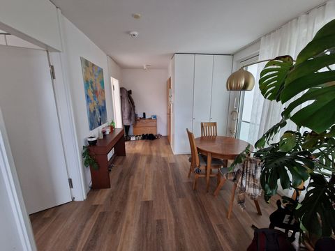 Our beautiful 75sqm apartment in Cologne Porz- Ensen is available for subletting for 1 - 2 persons from June to August. The apartment is fully furnished and offers all the advantages such as desks and fast internet for working, as well as a great bal...