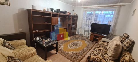 Номер в базе: 52861. Продаём квартиру в Туле в районе п. Скуратовский. 10-15 минут до пр. Ленина. Кирпичный дом. Крайний этаж, как гарант тишины и отсутствия шума от соседей сверху. Только панорамный вид. Квартира с косметическим ремонтом. В жилом со...