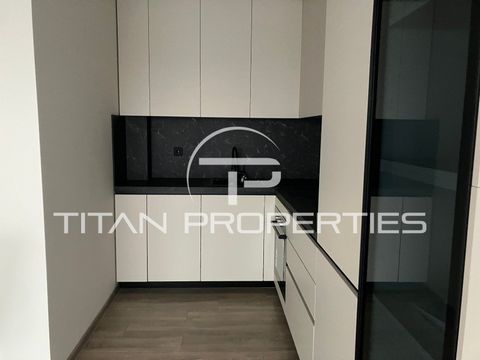 Titan Properties präsentiert Ihnen eine Ein-Zimmer-Wohnung im Viertel. Gagarin. In der Nähe befinden sich Einzelhandelsgeschäfte, Haltestellen des öffentlichen Verkehrs, Kindergärten, Schulen, medizinische Einrichtungen sowie Erholungs- und Sportbere...