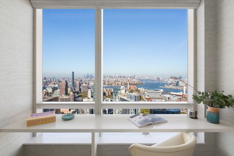 Over 80% Sold and Occupied! THE SMARTEST BUY IN BROOKLYN.BROOKLYN POINT OFFERS ONE OF THE LAST 25-YEAR TAX ABATEMENTS AVAILABLE IN NEW YORK CITY. ESTIMATED ANNUAL SAVINGS FOR RESIDENCE 38C: $14,446. CLOSINGS HAVE COMMENCED AND ONSITE MODEL RESIDENCES...