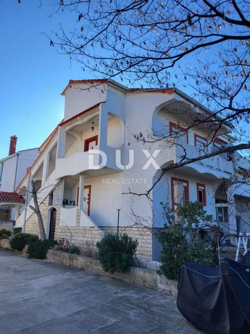 ID CODE: 27943 Dux Zadar Mob: +385 98 979 1602 Tel: +385 91 480 8808 E-mail: info@dux-nekretnine.hr www.dux-dalmacija.com