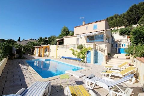 600m from the beach and the Port of La Madrague, (Saint Cyr sur Mer) This beautiful house will seduce you with all its specific features: Its interior setting with its living space and 3 bedrooms, its independent studio, its terraces, its garden, its...