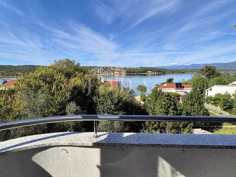 Location: Primorsko-goranska županija, Dobrinj, Soline. Island of Krk - Soline, apartment for sale only 150 meters from the beach. The apartment is located on the second floor and has an excellent arrangement of rooms. It consists of an open living r...