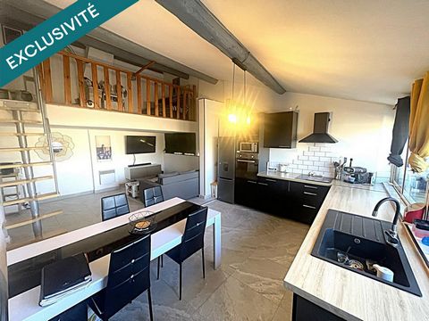 EXCLUSIVE - Located in a quiet and busy street in the center of LUNEL. This apartment is located rue de la Libération, ideally suited to a geographical location! They have essential services close to commerce, the economy and transport and communitie...