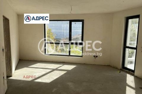 Bathroom with toilet, 2 bedrooms, dining room + kitchenette. Coarse particulate filters before the water meter and a water purification station after the water meter. Putty and primer are laid. High-end laminate flooring is available for the entire a...