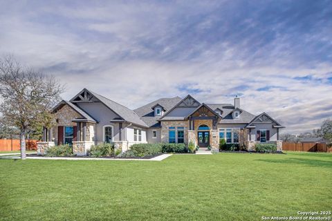 Welcome to this stunning 3,652 sqft custom-built home on 1.01 acres, offering 4 bedrooms, 3.5 baths, and high-end upgrades throughout. This home blends modern luxury with everyday functionality. The gourmet kitchen features upgraded appliances, elega...