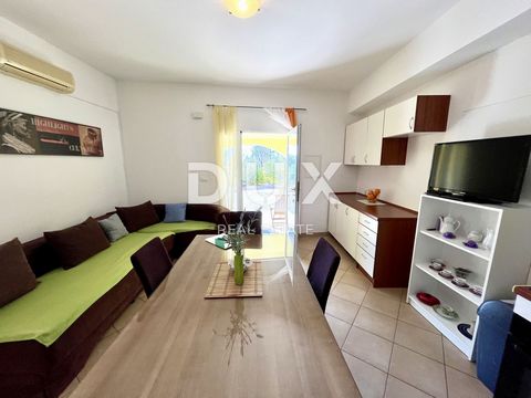 Location: Primorsko-goranska županija, Kastav, Brestovice. KASTAV, BRESTOVICE - Apartment for rent 2 bedrooms + living room The apartment for rent, located in a quiet and pleasant environment, offers the perfect space for a family or a couple. It con...