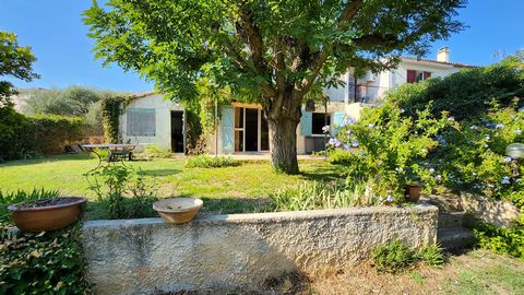 EXCLUSIVITE //CHATEAU GOMBERT / MAISON T5 105 m&#178; environ / Jardin / GARAGE