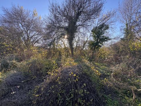 Terrain à bâtir 1200m2 divisible