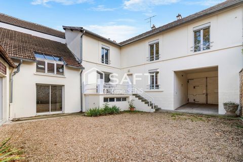 Maison 9 pièces de 237 m2 à Chambourcy