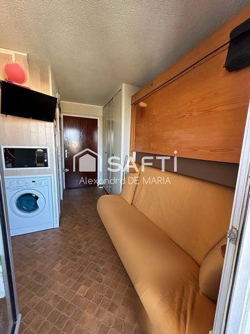 STUDIO AVEC BALCON + LOCAL DE RANGEMENT A 50 M DE LA MER