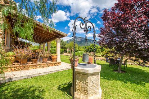 Una hermosa casa de piedra con hermosas vistas y una piscina privada en el norte de Mallorca. Alrededor de la casa hay un enorme jardín donde los niños pueden jugar deliciosos. En la terraza puede disfrutar de una deliciosa comida mientras contempla ...