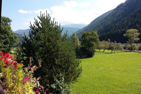 This spacious, detached wooden chalet for a maximum of 7 people is located on the edge of the Austrian village of Einach, near Stadl an der Mur in Styria. In the fenced private garden you can enjoy the sun in peace and from the terrace you have a vie...