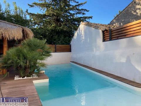 Saint Christol, Entre-Vignes, Nemausa Immobilier offers you exclusively this magnificent and spacious house of 211 m2 of useful surface (193 m2 of living space), on a quiet plot and without vis-à-vis with infinity pool. It consists on its ground floo...