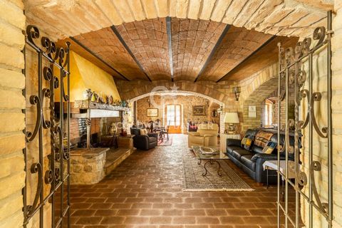 PROPERTY DESCRIPTION Just a few kilometers from the beautiful city of Orvieto, immersed in the marvelous Umbrian countryside, in a panoramic position, we offer for sale this charming stone farmhouse with outbuilding. The property stands in an isolate...