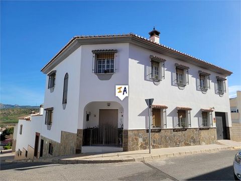 This Grand 209m2 build 8 bedroom 3 bathroom townhouse property, which includes a Guest Apartment, sits within the heart of the town of Casabermeja, in the province of Malaga, Andalucia, Spain, within easy walking distance to local amenities and great...