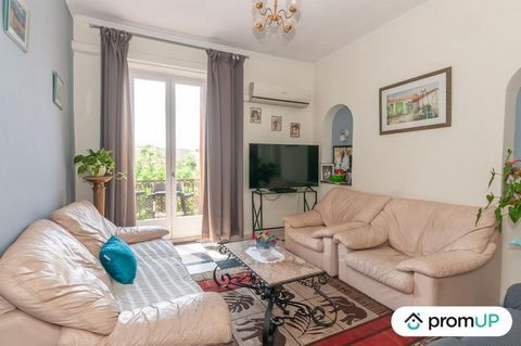 Welcome to Béziers, a charming town in the south of France where the sun shines almost all year round and life is sweet. We are pleased to present you an exceptional apartment, which is sure to capture your imagination and meet all your needs. This s...